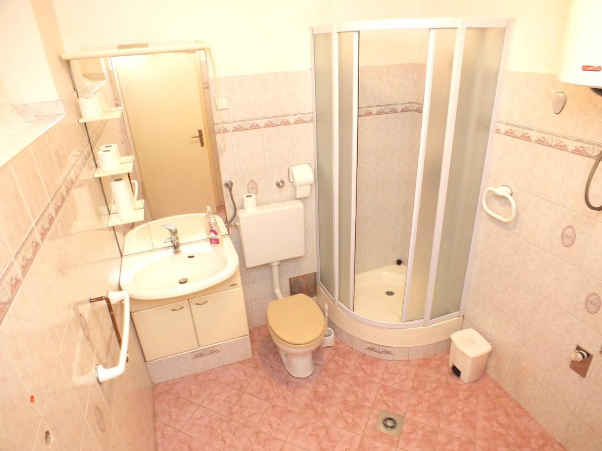 Biba Rooms Karlovac Exterior photo